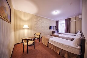 Favorit Hotel