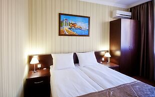 Favorit Hotel