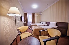 Favorit Hotel