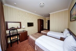 Favorit Hotel