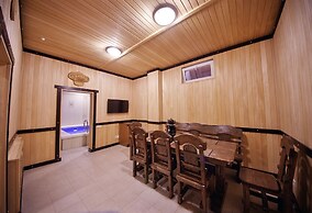 Favorit Hotel