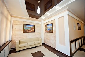 Favorit Hotel