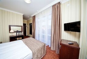 Favorit Hotel