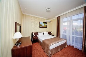 Favorit Hotel