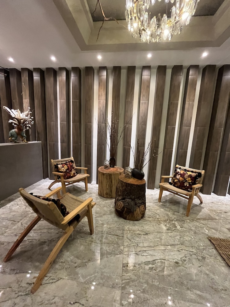 Zen Suites by Regente
