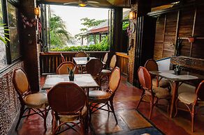 Hayahay Resort