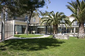 Regis Resort
