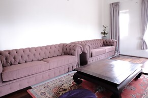 Lu Tan Residence