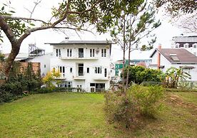 Lu Tan Residence
