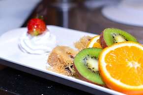 GOLDEN TULIP AL SHAKREEN