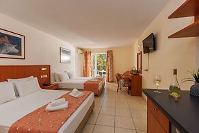 Agrabella Hotel - Adults Only