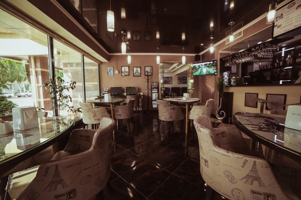 Onyx Hotel