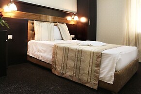 Onyx Hotel