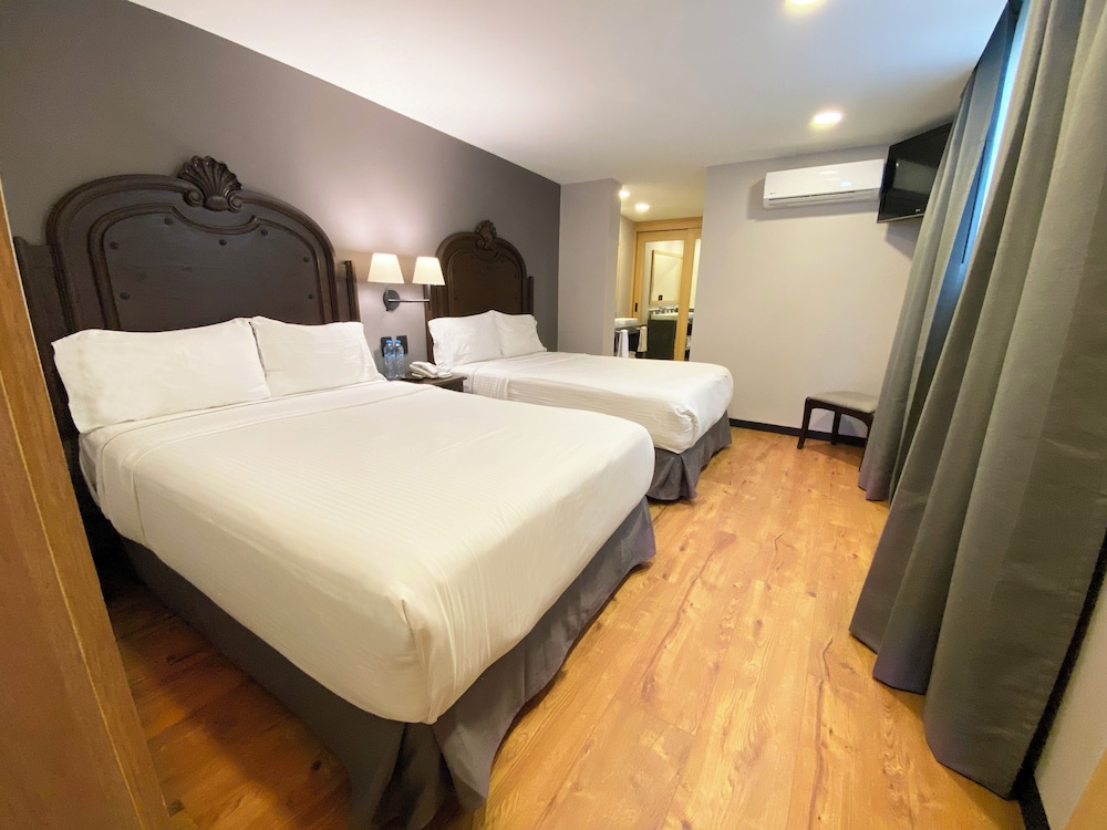 Hotel Canada Central