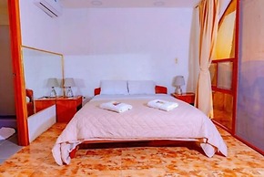 Royal Galapagos Inn
