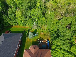 Tucked Inn the Harbour Bed & Breakfast