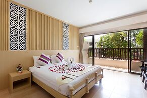 Patong Lodge Hotel