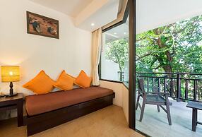 Patong Lodge Hotel