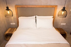 Ilias Apartments