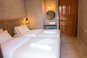Ilias Apartments