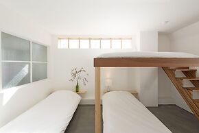 iHouse ChinChin