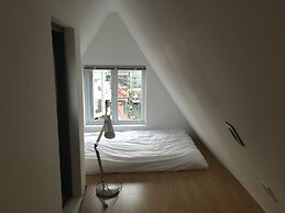 iHouse ChinChin