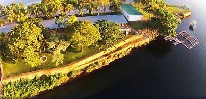 Lake Safari Lodge