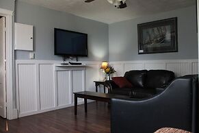 Work Play Suites