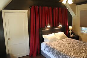 Work Play Suites
