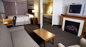 Heritage Inn & Suites