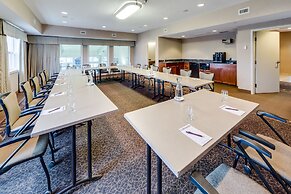 Heritage Inn & Suites