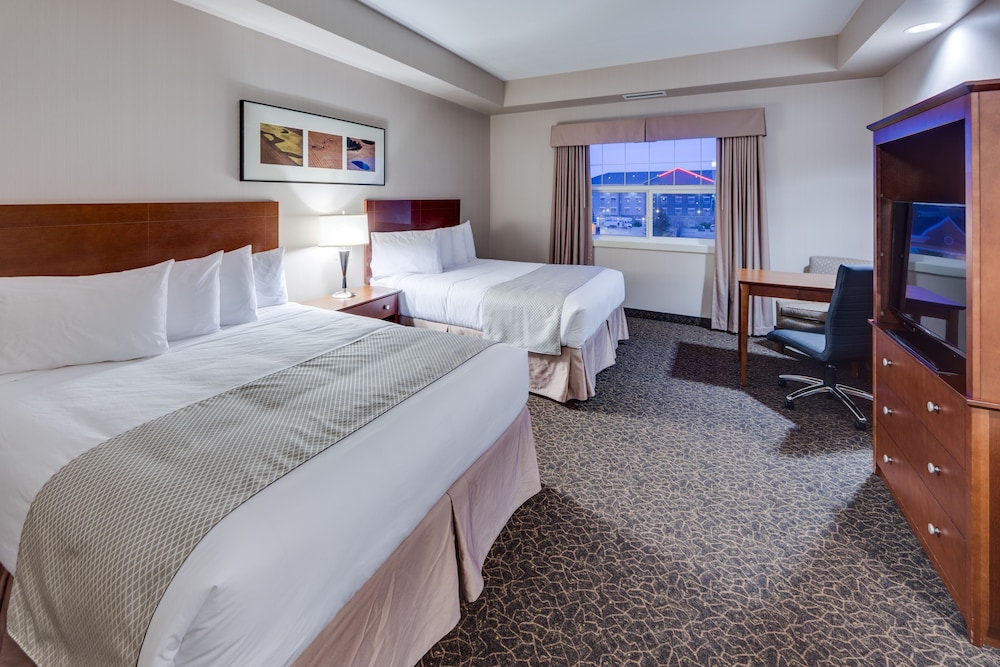 Heritage Inn & Suites