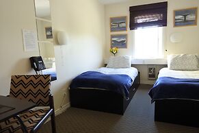 Black Rooster Guesthouse