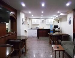 Chaiyapoon Inn