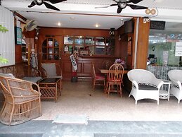 Chaiyapoon Inn