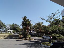 Casuarina Hotel