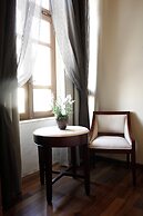 Leo Hotel