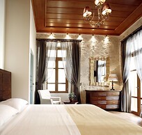 Leo Hotel