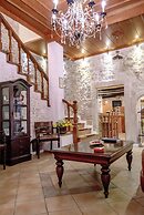 Leo Hotel