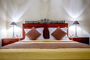 Leo Hotel