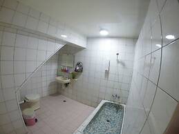 Cape 42 Hostel I