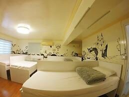 Cape 42 Hostel I