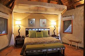Lukimbi Safari Lodge