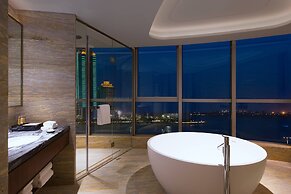 Sheraton Zhanjiang Hotel