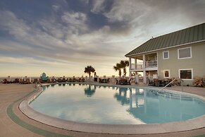 Islander Hotel & Resort