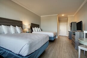 Islander Hotel & Resort