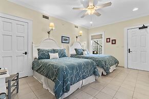 Bay Town Inn