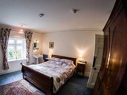 Lisle Combe