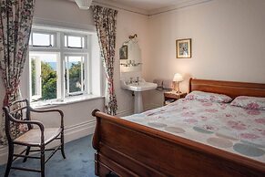 Lisle Combe