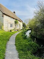 Greyhound Inn